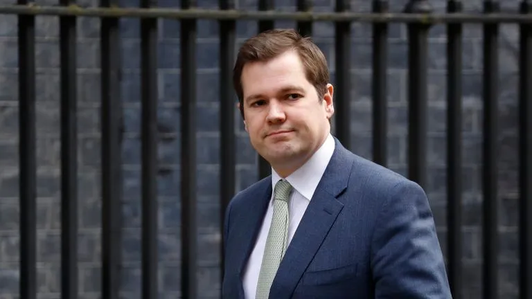 How reintroducing the two-child benefit limit would affect the UK